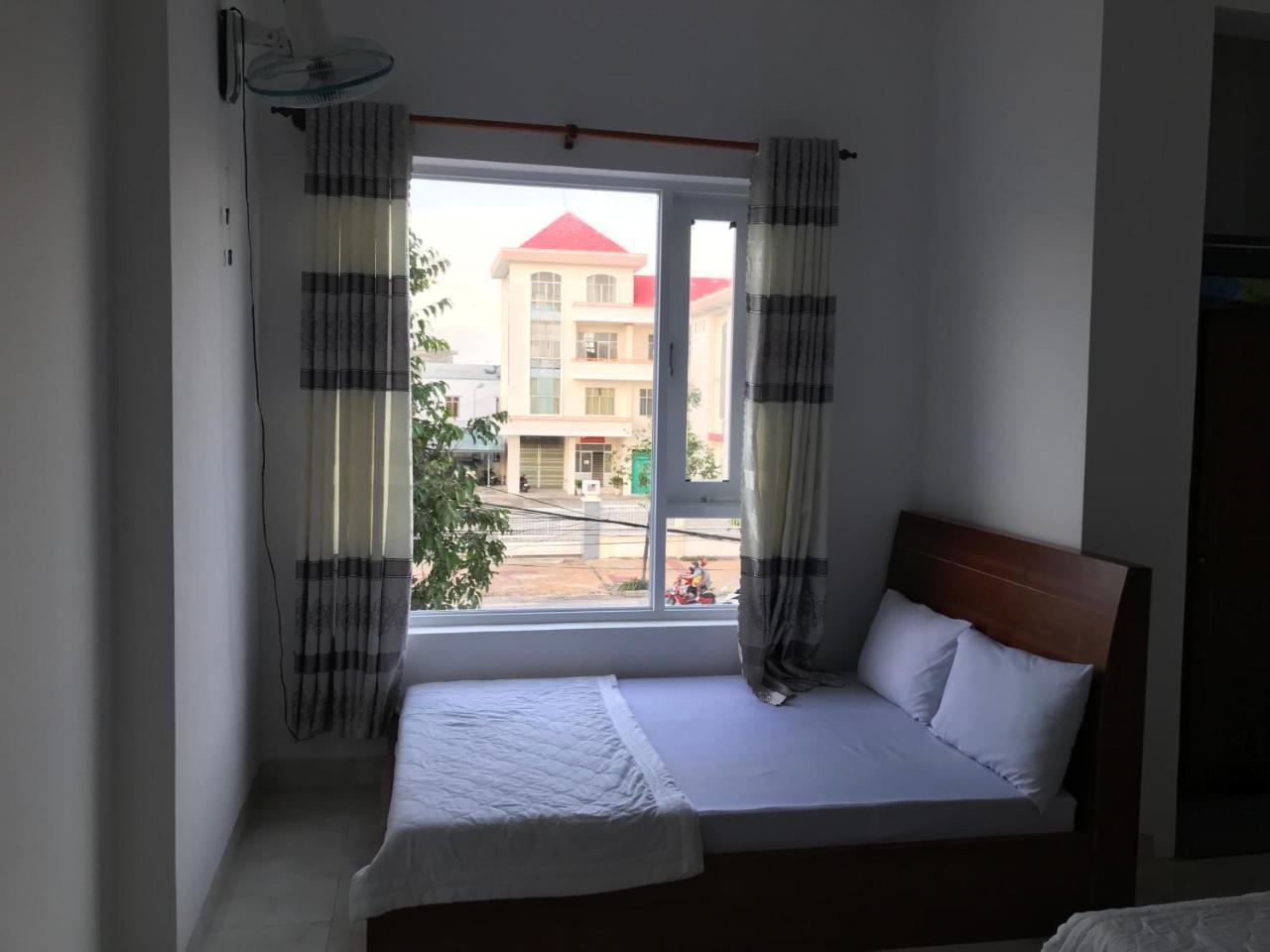 Hotel Hoang Dung Kinh Dinh Exterior photo