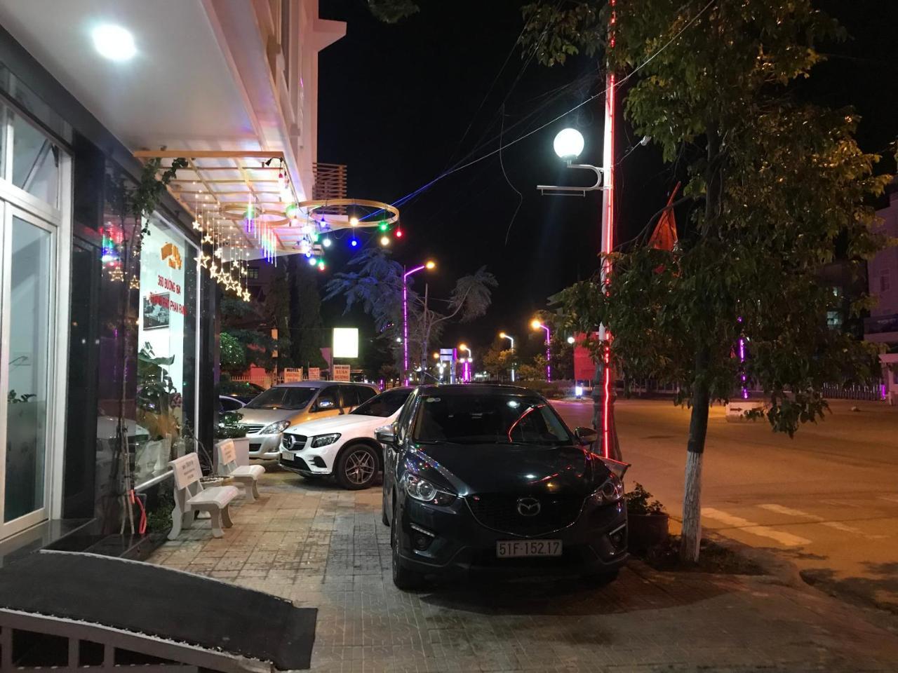 Hotel Hoang Dung Kinh Dinh Exterior photo
